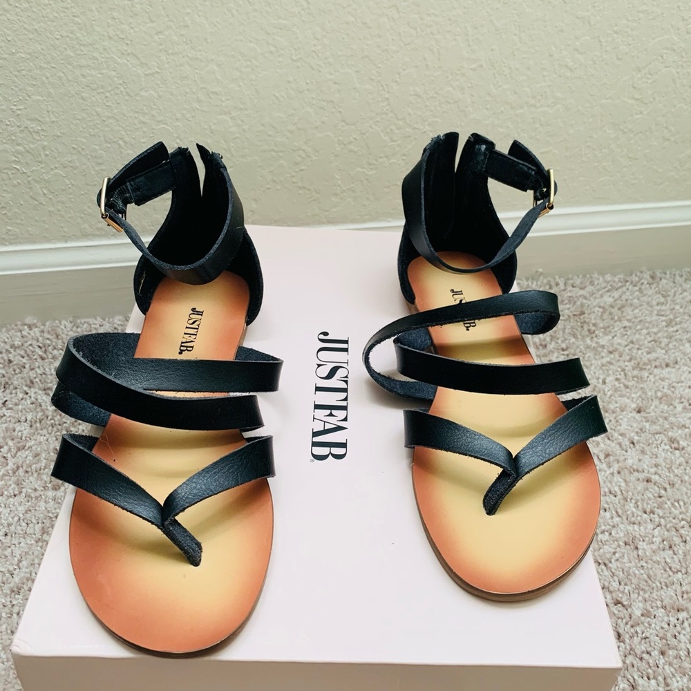 Justfab sandals new without tags